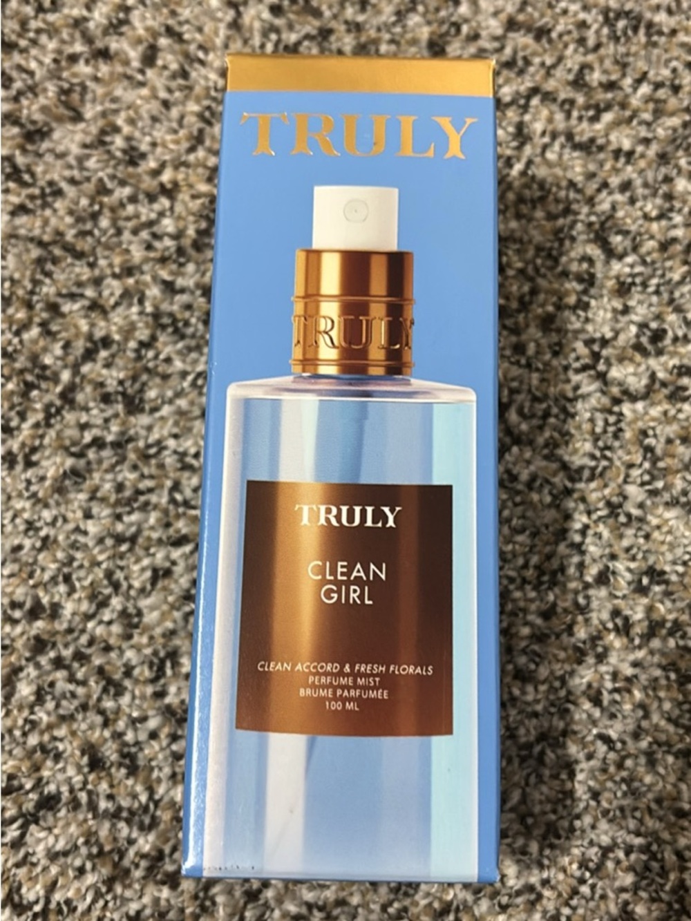 TRULY Clean Girl Perfume Mist